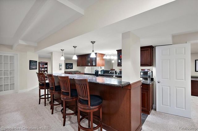 3021 E Ridge Court, Bloomfield Hills, MI 48302