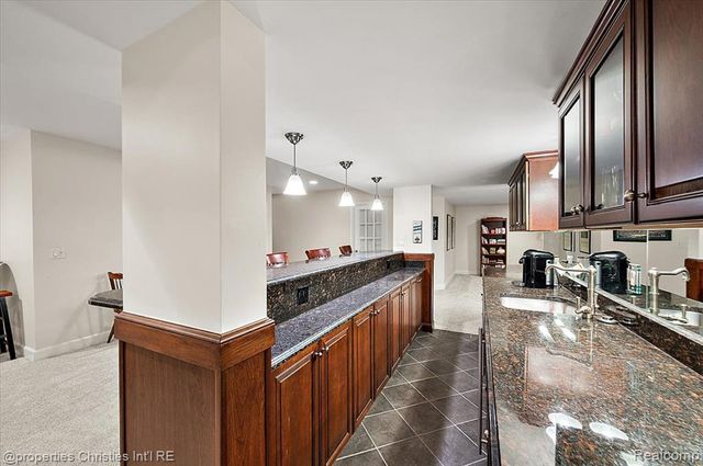 3021 E Ridge Court, Bloomfield Hills, MI 48302