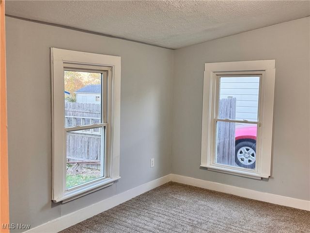 1099 Prospect Street, Barberton, OH 44203