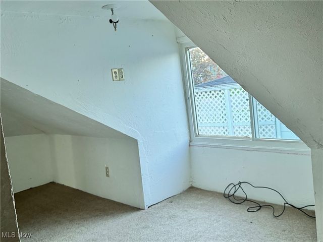 1099 Prospect Street, Barberton, OH 44203