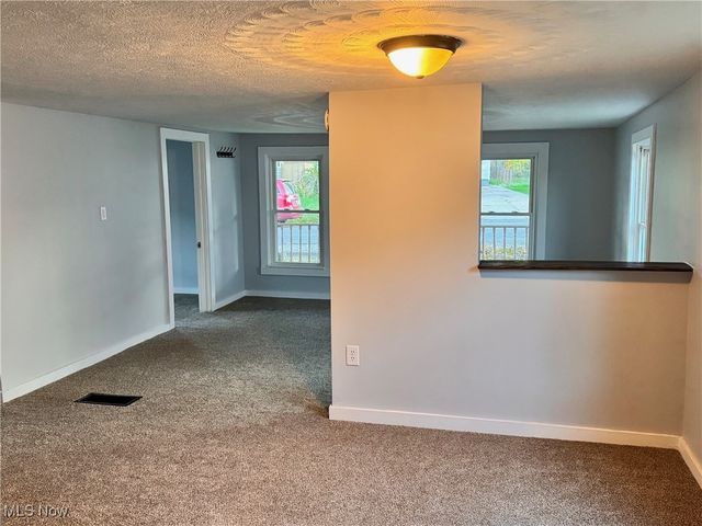 1099 Prospect Street, Barberton, OH 44203