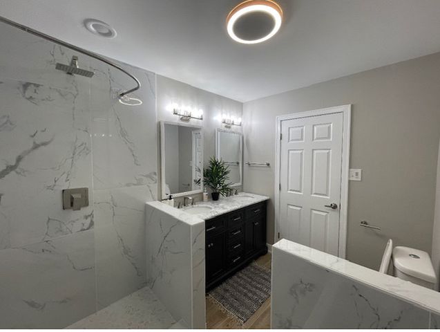 8800 S Bennett Avenue, Chicago, IL 60617