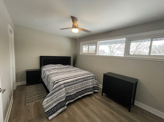 8800 S Bennett Avenue, Chicago, IL 60617