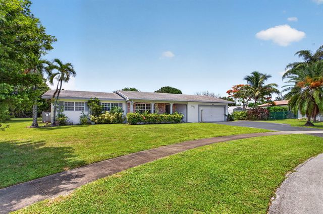 7501 NW 6th Street, Plantation, FL 33317