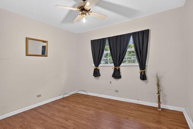 7501 NW 6th Street, Plantation, FL 33317