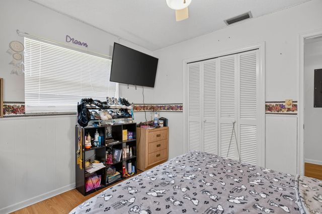 7501 NW 6th Street, Plantation, FL 33317
