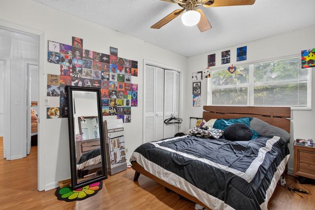7501 NW 6th Street, Plantation, FL 33317