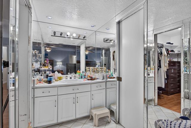 7501 NW 6th Street, Plantation, FL 33317