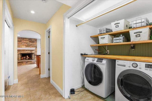 4 Douglas Drive, Holmdel, NJ 07733