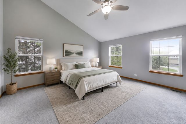 14106 Glenwood Court, Libertyville, IL 60048