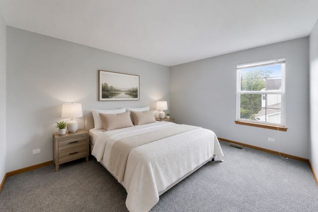 14106 Glenwood Court, Libertyville, IL 60048