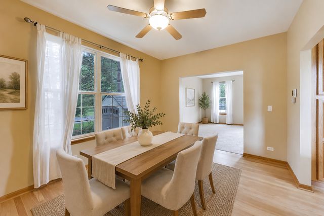 14106 Glenwood Court, Libertyville, IL 60048