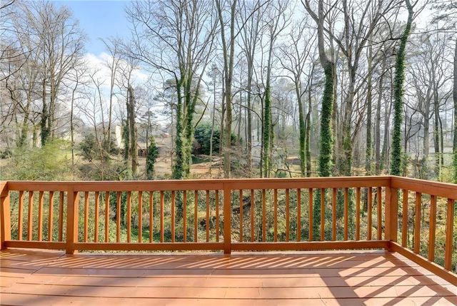 5362 Milieo Place SW, Lilburn, GA 30047