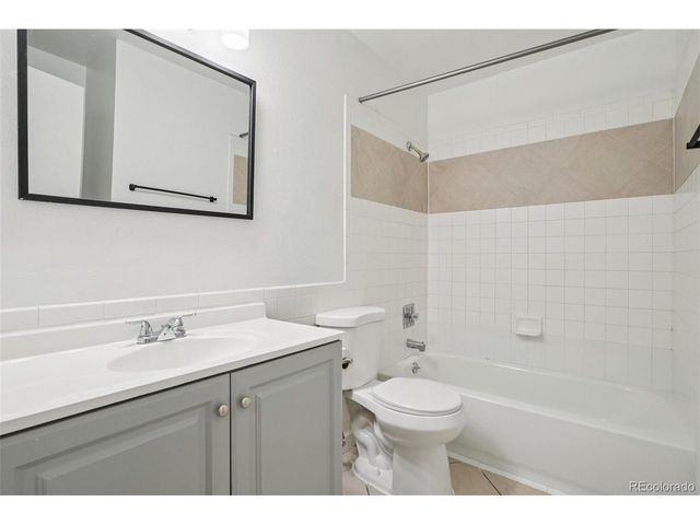 2105 Coronado Pkwy N D, Denver, CO 80229