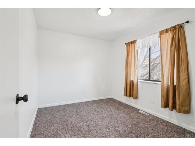 2105 Coronado Pkwy N D, Denver, CO 80229