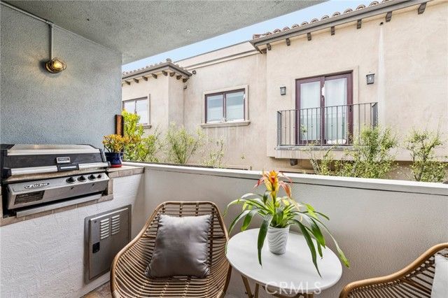 947 16th Street 5, Santa Monica, CA 90403