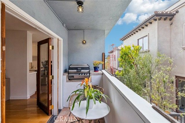 947 16th Street 5, Santa Monica, CA 90403