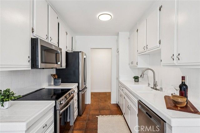 947 16th Street 5, Santa Monica, CA 90403