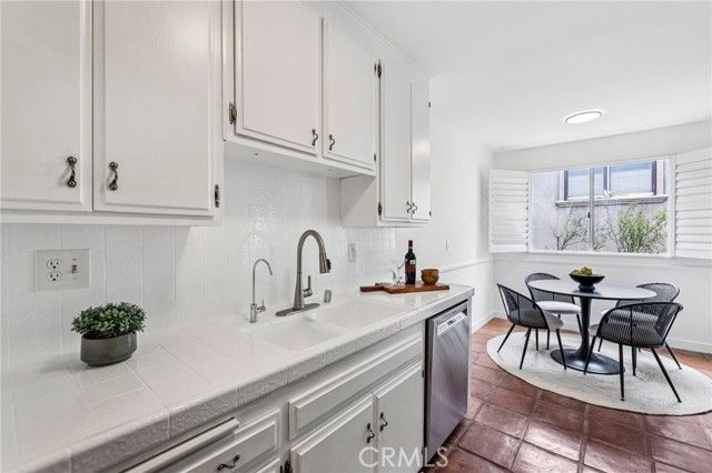 947 16th Street 5, Santa Monica, CA 90403