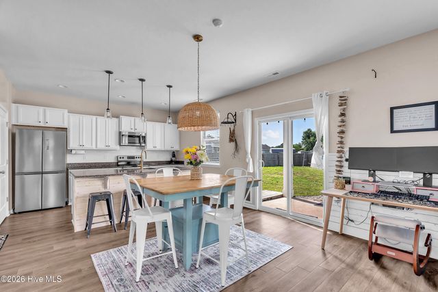 102 Tralee Place, Holly Ridge, NC 28445