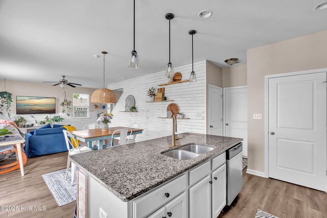 102 Tralee Place, Holly Ridge, NC 28445