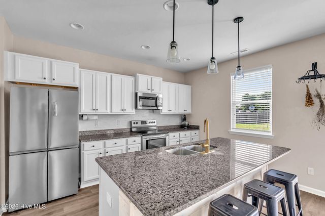 102 Tralee Place, Holly Ridge, NC 28445