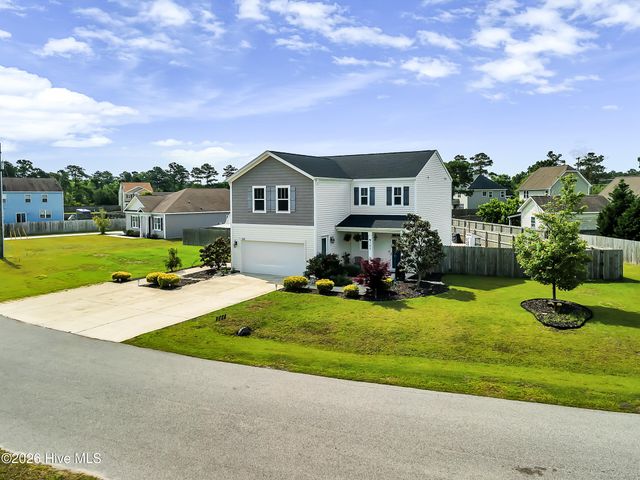 102 Tralee Place, Holly Ridge, NC 28445