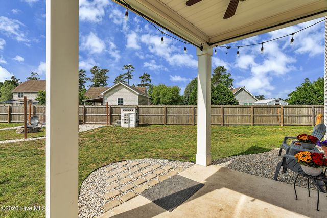 102 Tralee Place, Holly Ridge, NC 28445