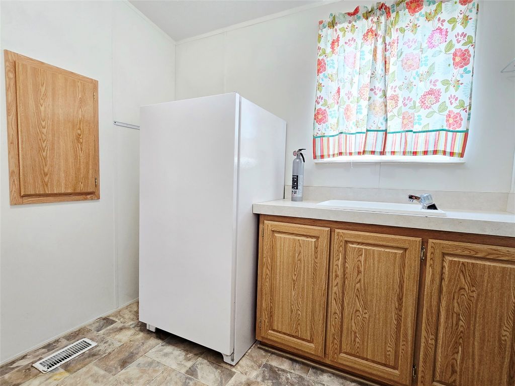 3825 Vigilante Drive, Great Falls, MT 59405 photo 15