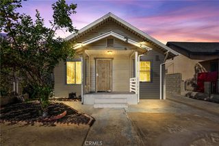 687 E 49th, Vernon, CA 90011