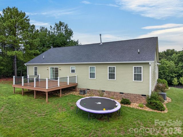 8 Waterford Court, Granite Falls, NC 28630