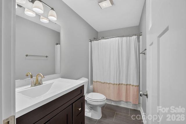 8 Waterford Court, Granite Falls, NC 28630