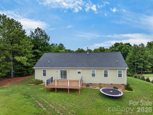 8 Waterford Court, Granite Falls, NC 28630