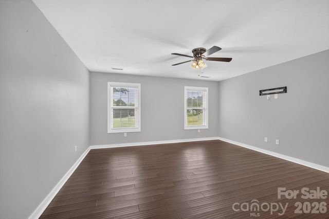 8 Waterford Court, Granite Falls, NC 28630