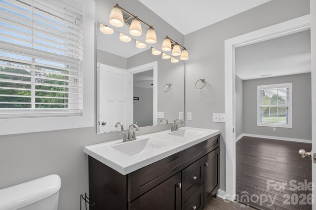 8 Waterford Court, Granite Falls, NC 28630
