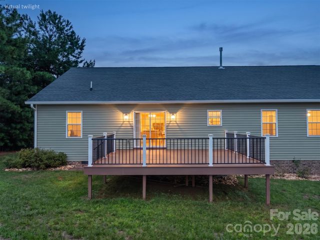 8 Waterford Court, Granite Falls, NC 28630