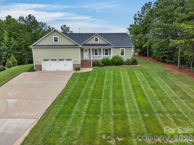 8 Waterford Court, Granite Falls, NC 28630