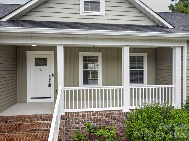 8 Waterford Court, Granite Falls, NC 28630