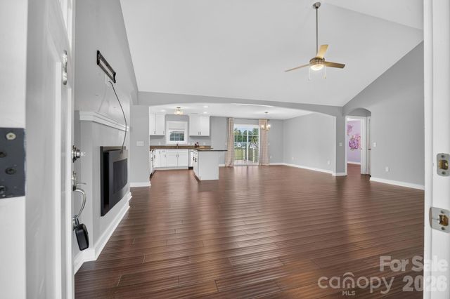 8 Waterford Court, Granite Falls, NC 28630