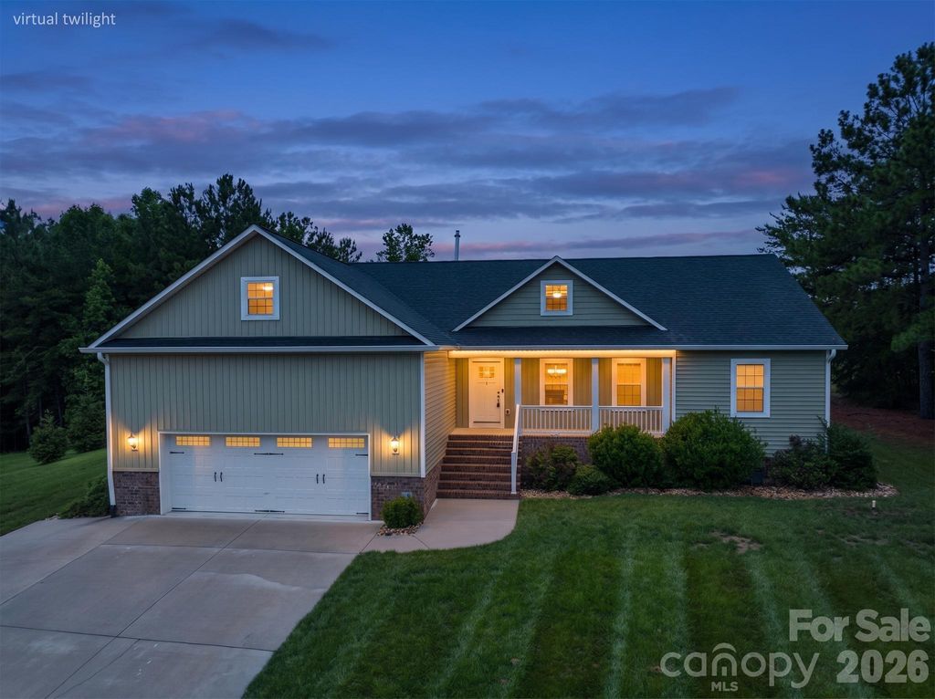 8 Waterford Court, Granite Falls, NC 28630