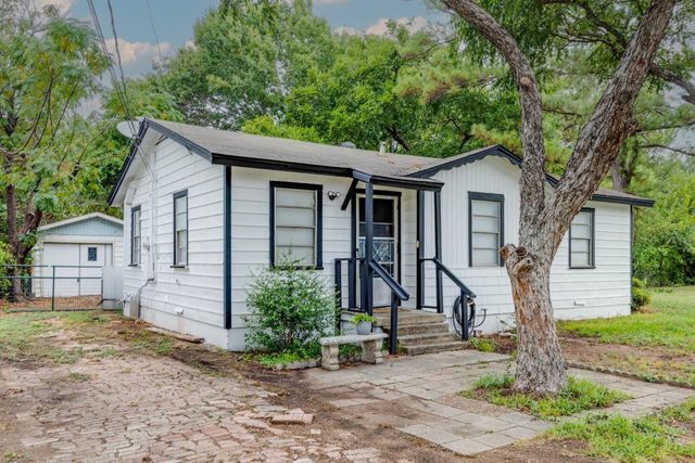 2409 Pecandale Drive, Arlington, TX 76013