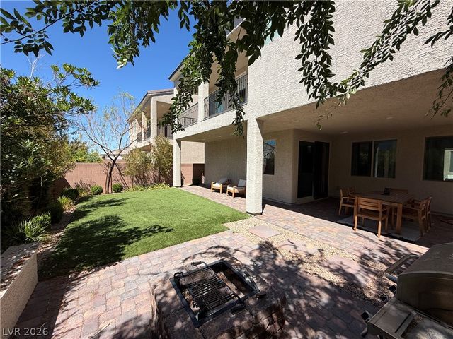 7 Rancho Maria Street, Las Vegas, NV 89148