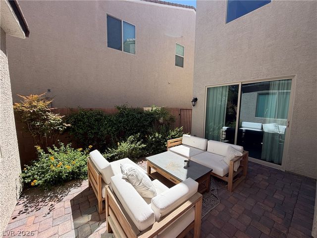 7 Rancho Maria Street, Las Vegas, NV 89148