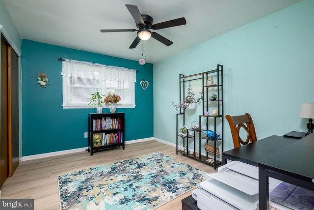 3 LIONEL LN, Hamilton, NJ 08619