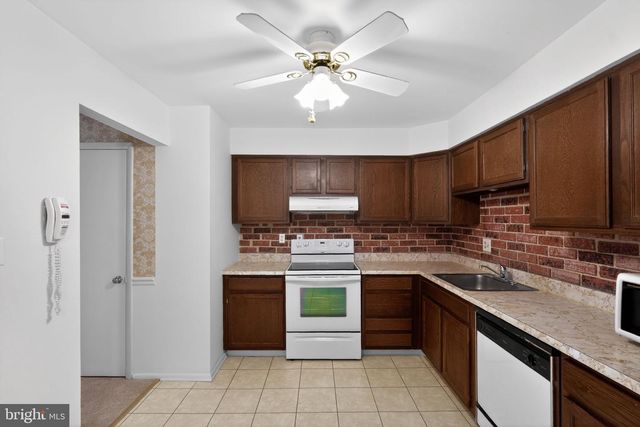 54 PROVIDENCE FORGE RD, Royersford, PA 19468