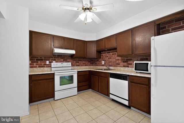 54 PROVIDENCE FORGE RD, Royersford, PA 19468