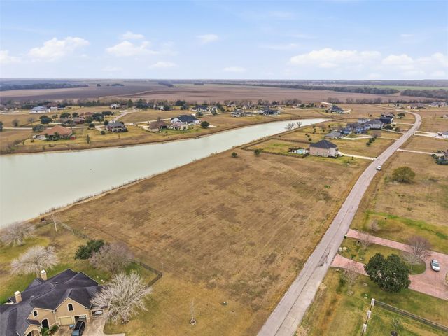 13606 Lake Ridge Drive, Richmond, TX 77469