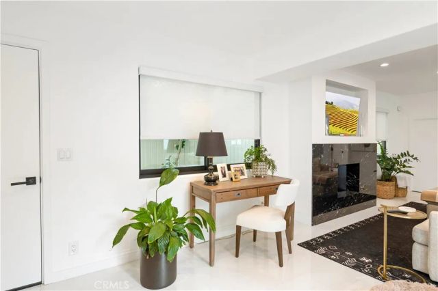 707 Begonia Avenue, Corona Del Mar, CA 92625