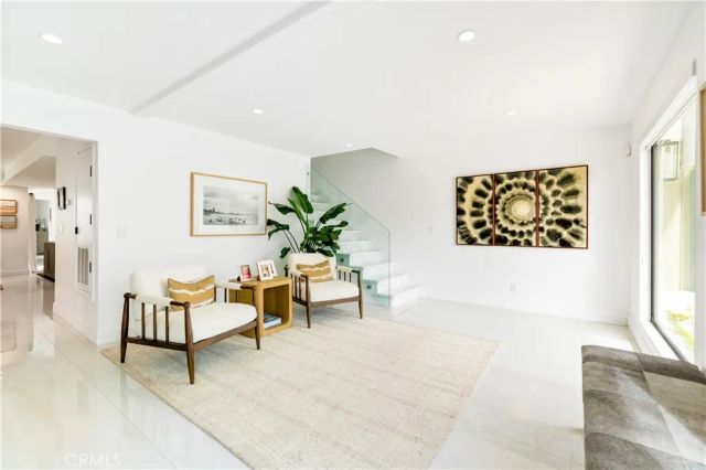 707 Begonia Avenue, Corona Del Mar, CA 92625