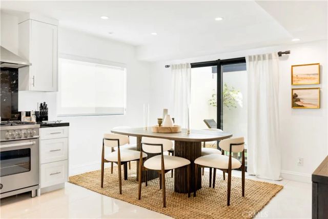 707 Begonia Avenue, Corona Del Mar, CA 92625